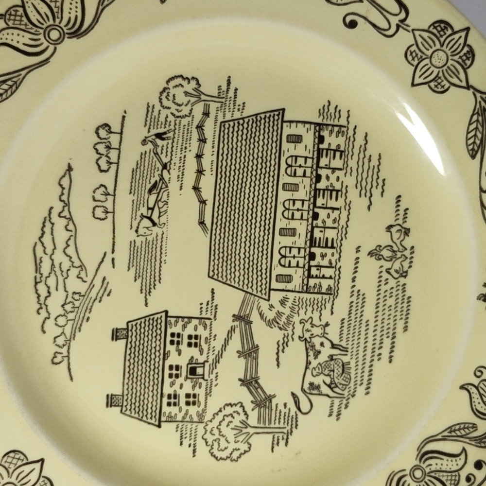 1950s Royal China Sebring Ohio Bucks County Farm Scene Yellow 10" Dinner Plate - Picture 2 of 4